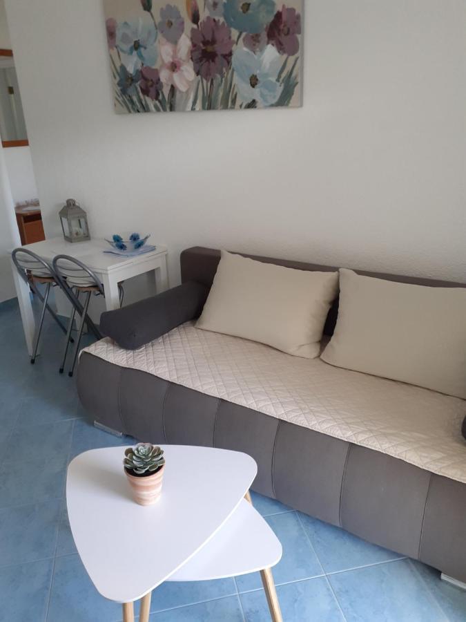 Apartments Lozina Дрвеник Екстериор снимка