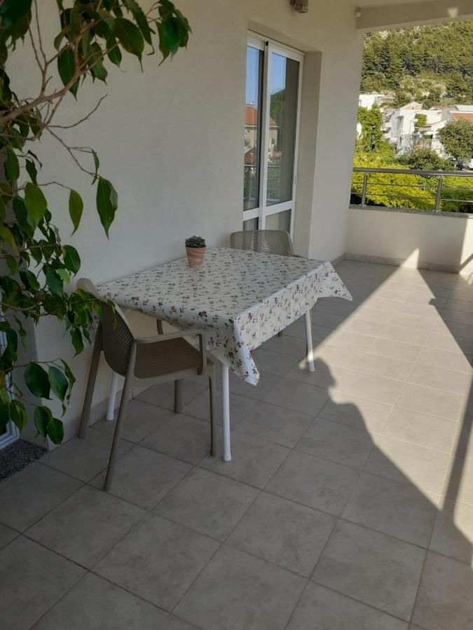 Apartments Lozina Дрвеник Екстериор снимка