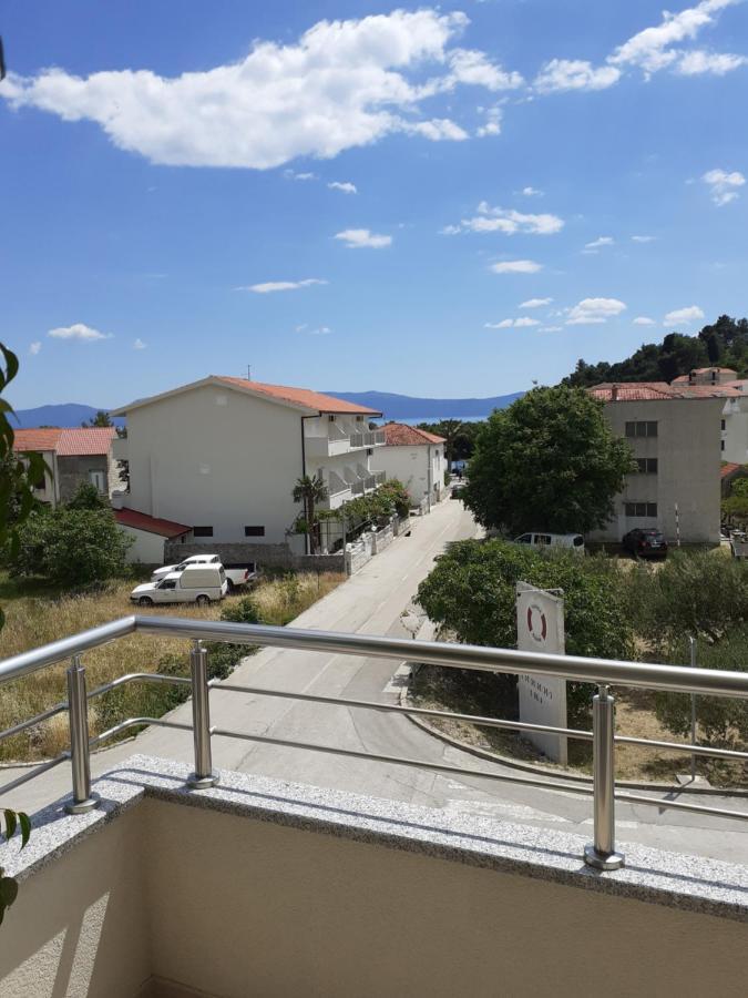 Apartments Lozina Дрвеник Екстериор снимка