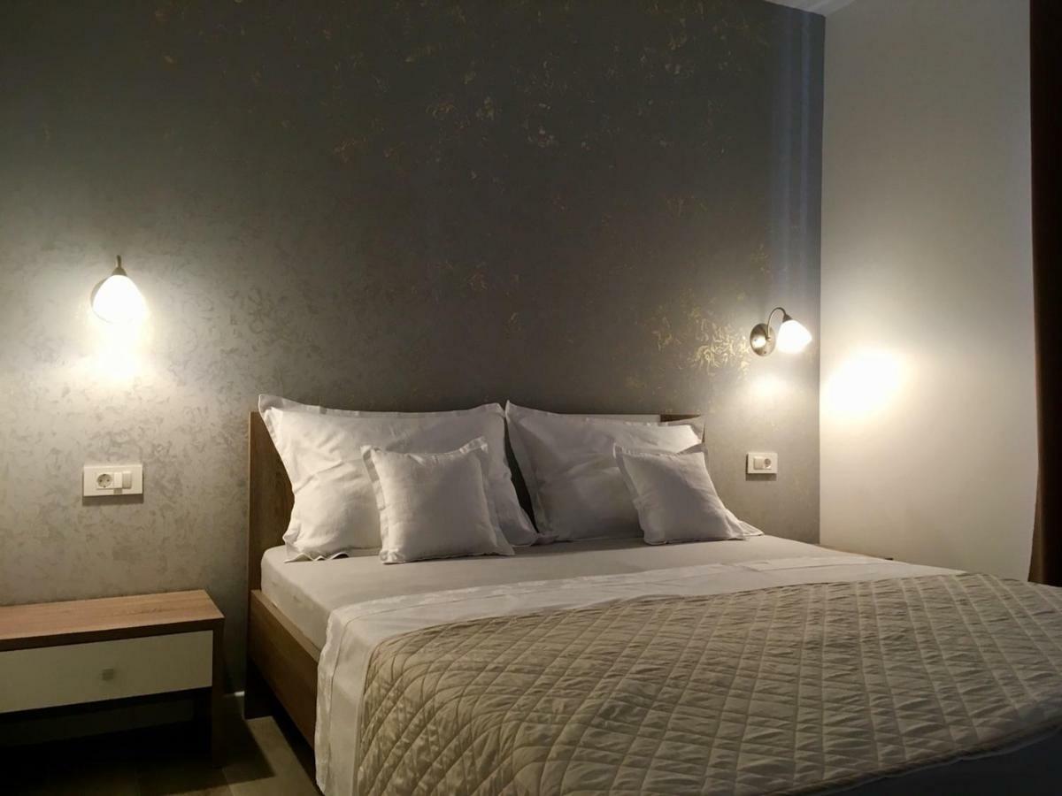 Apartments Lozina Дрвеник Екстериор снимка